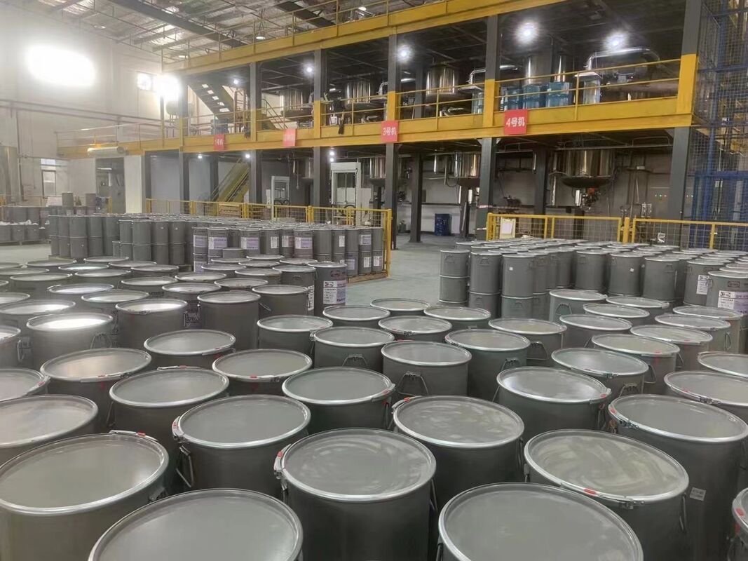 PUR Wood Adhesive Polyurethane Reactive Hot Melt Glue with High Temperature Resistance 24 Months Shelf Life Granular Form for Flat Lamination