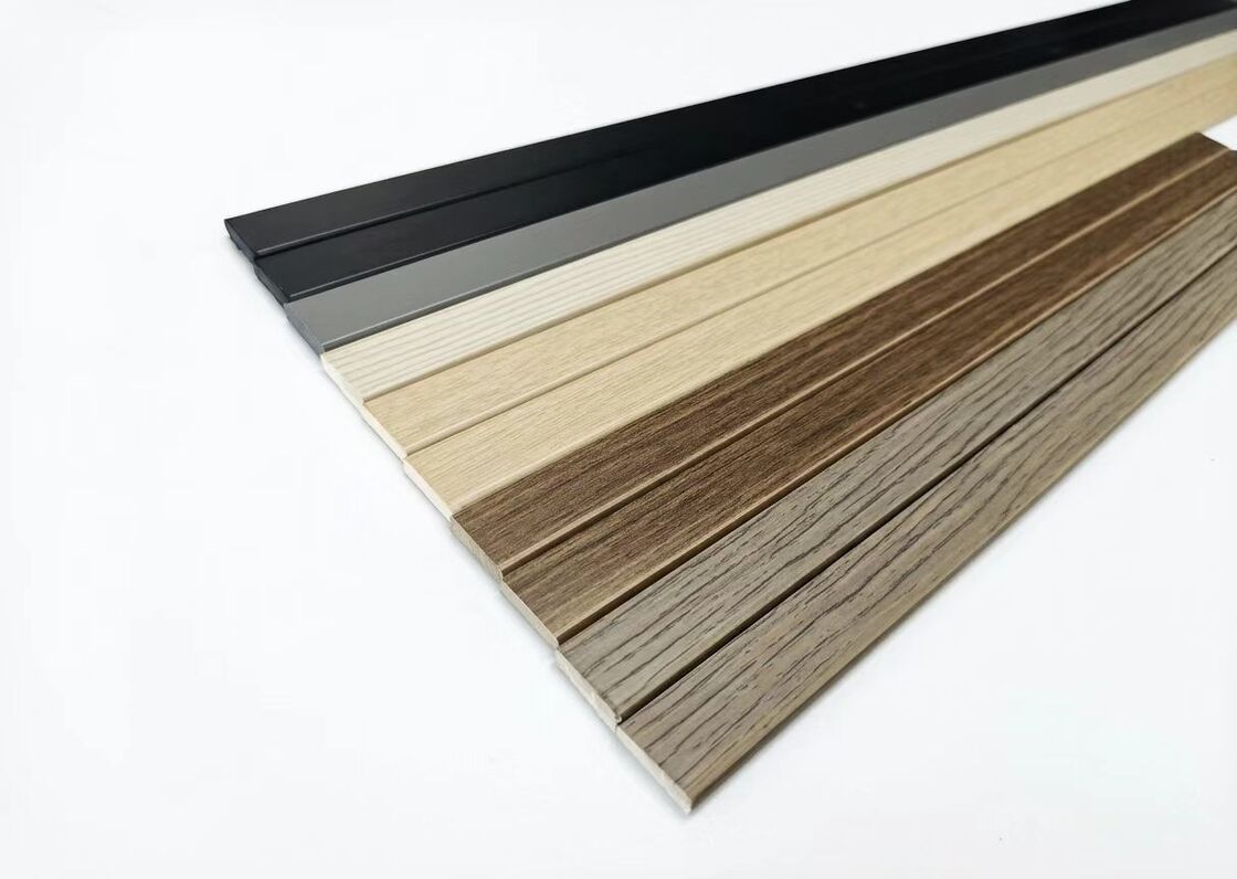 Moulures et bandes de bordure en PVC solide sur mesure avec un matériau écologique et résistant à la corrosion pour les meubles et les sols