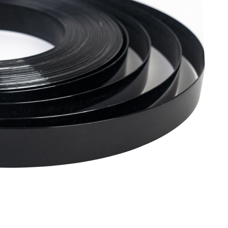 Bande de chant en PVC noir brillant personnalisée, imperméable et durable pour les chants de meubles et d'armoires, épaisseur de 0,4 mm à 3 mm